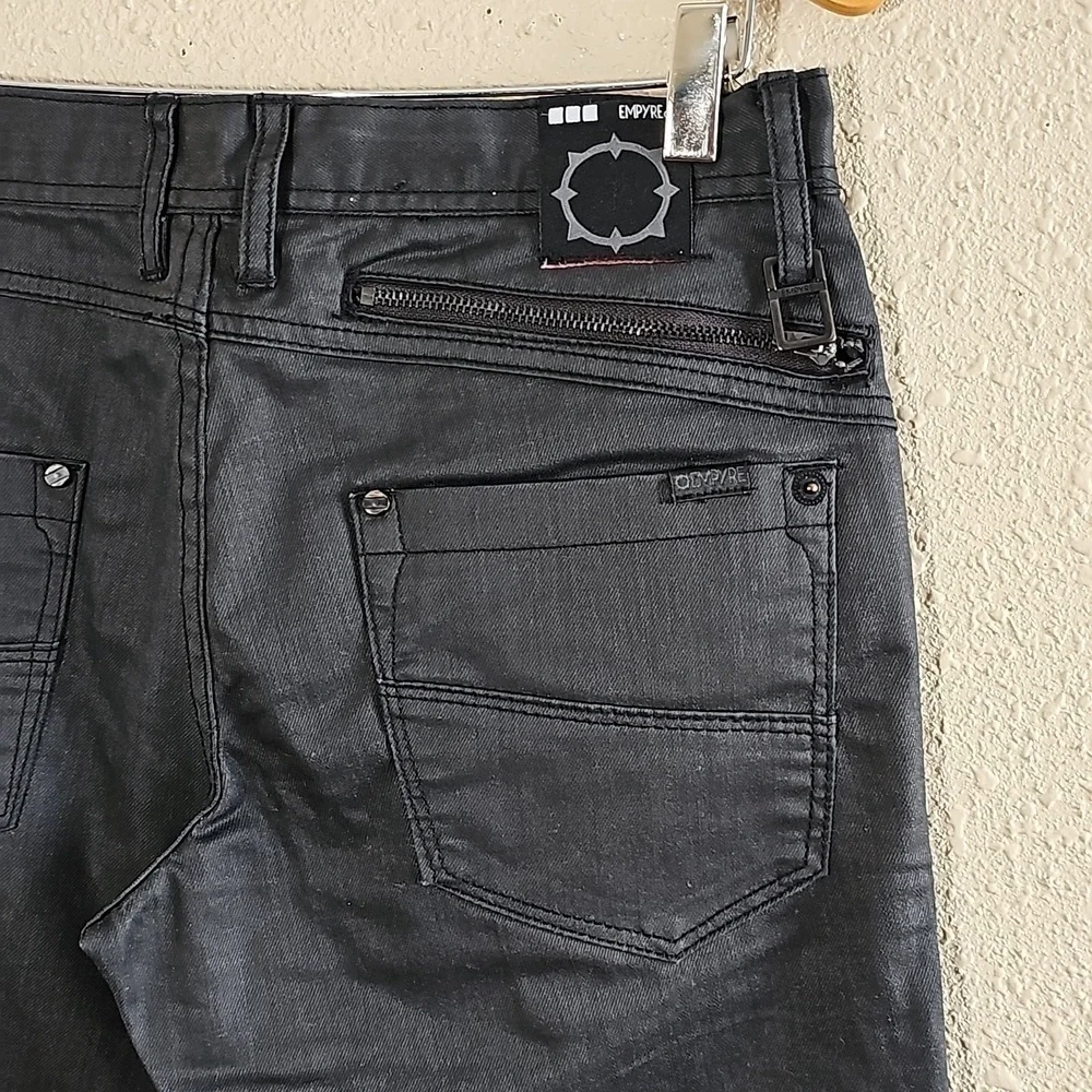 EMPYRE Jeans.